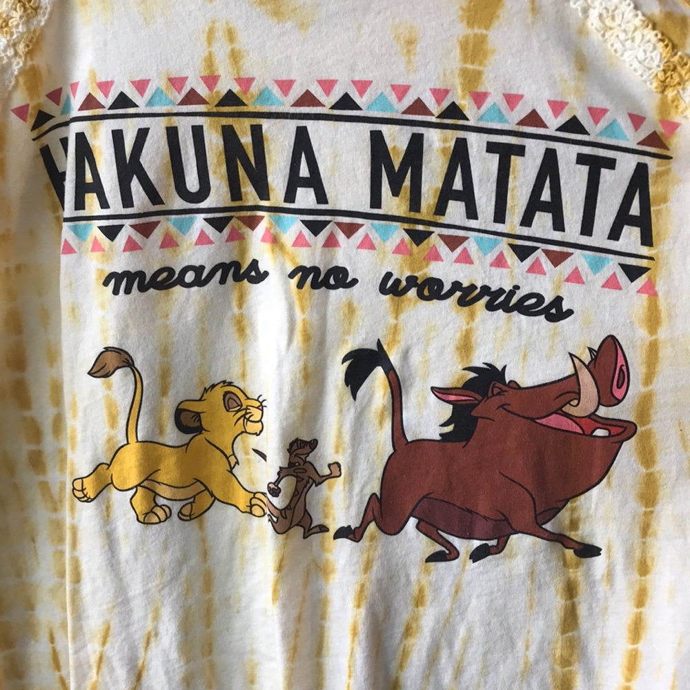 Lion King Hakuna Matata tank